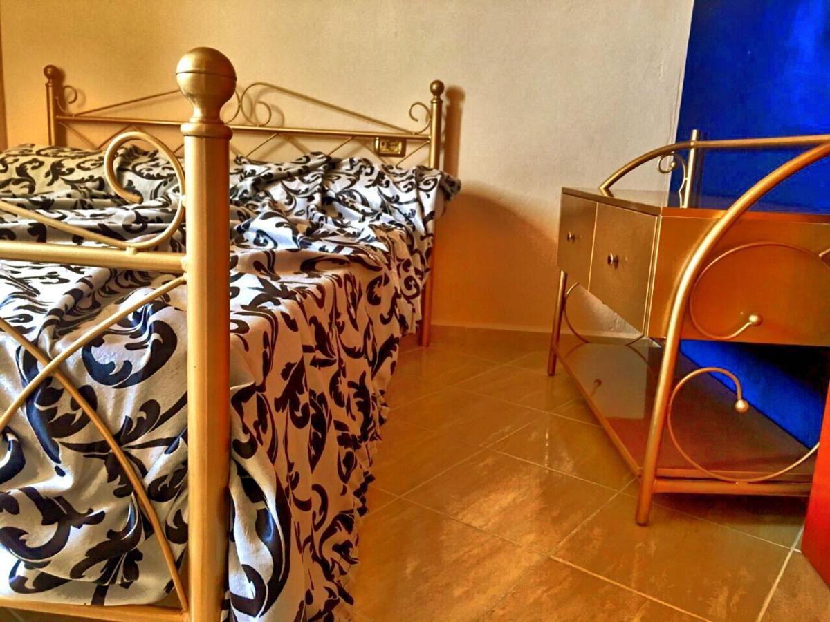Luxury Holiday In Royal Apartment For King And Queen Sarandë 外观 照片