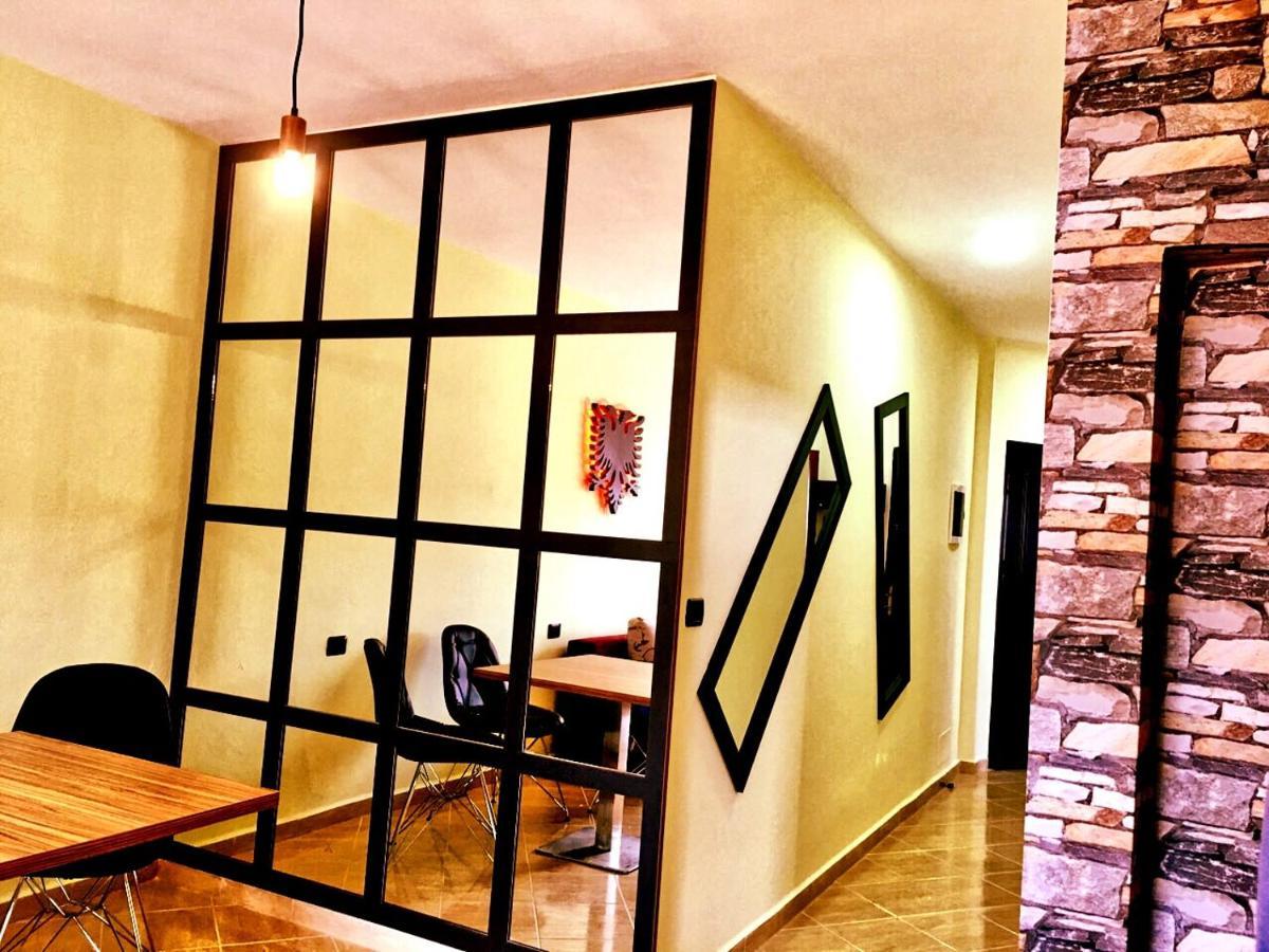Luxury Holiday In Royal Apartment For King And Queen Sarandë 外观 照片