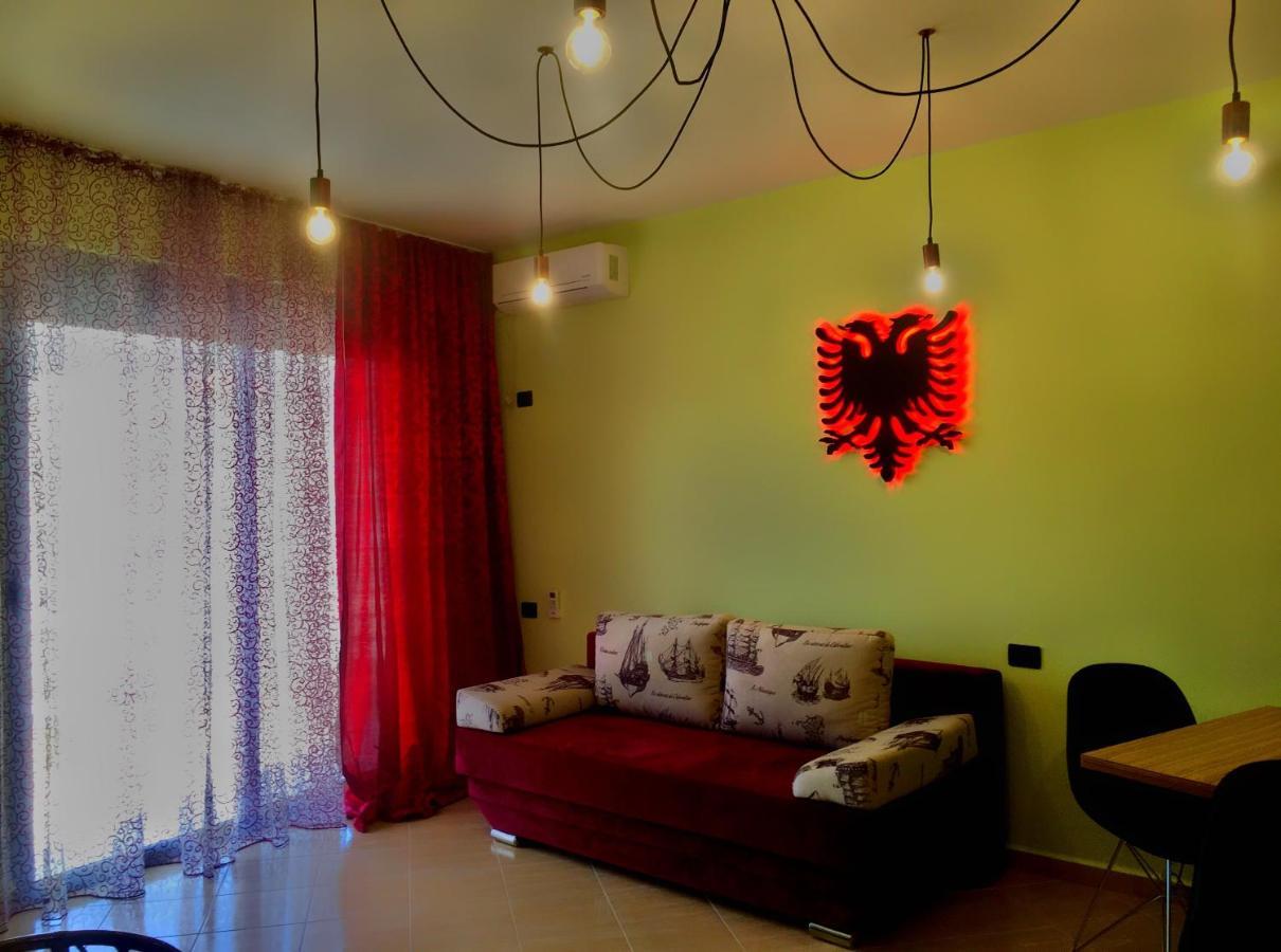 Luxury Holiday In Royal Apartment For King And Queen Sarandë 外观 照片