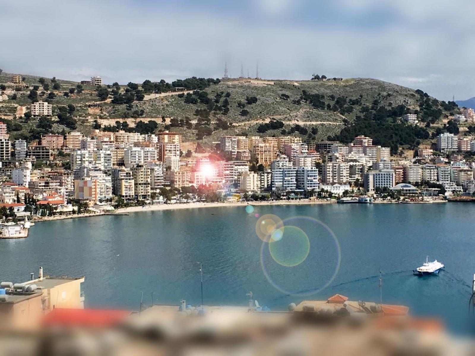 Luxury Holiday In Royal Apartment For King And Queen Sarandë 外观 照片