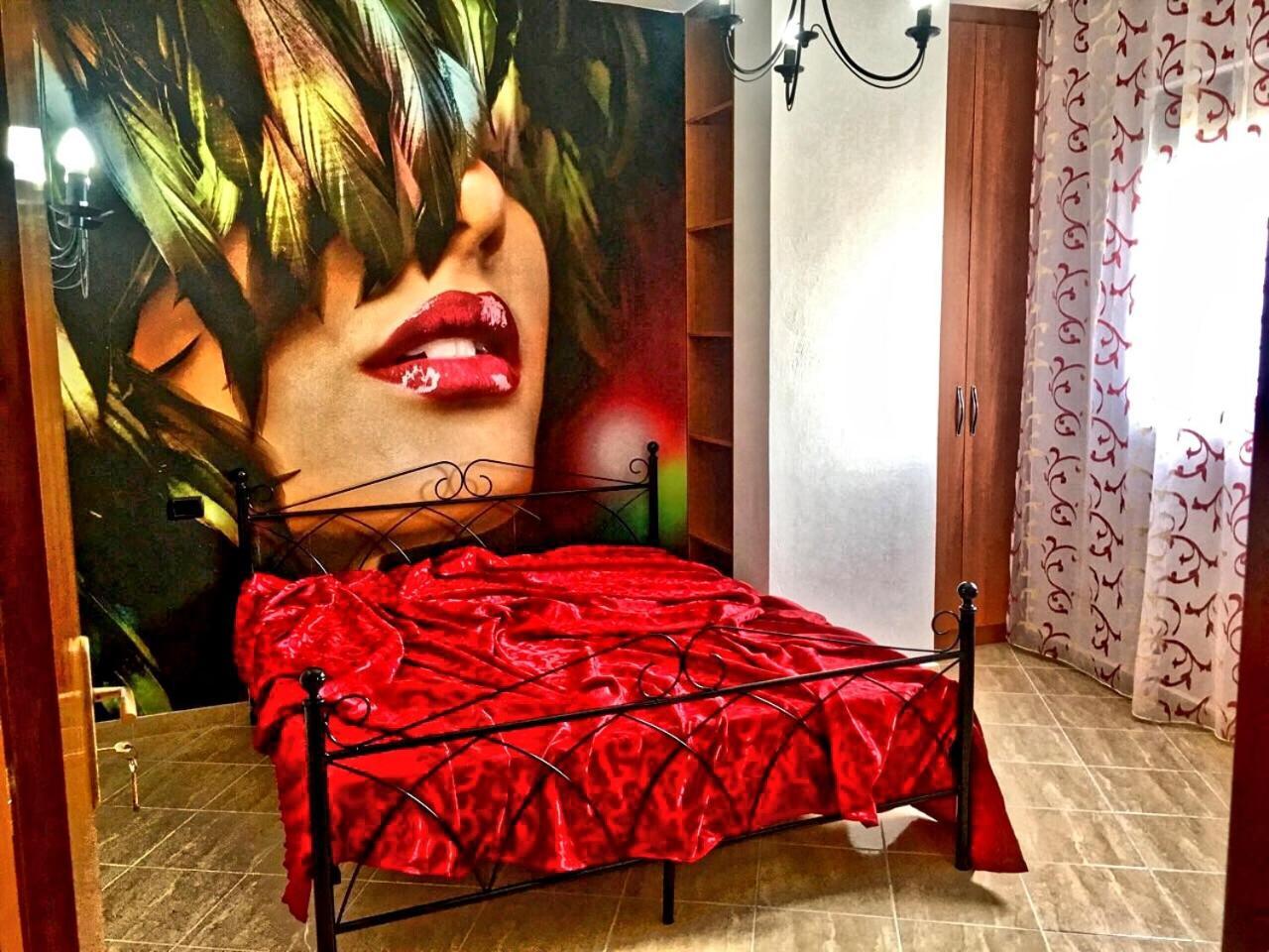 Luxury Holiday In Royal Apartment For King And Queen Sarandë 外观 照片