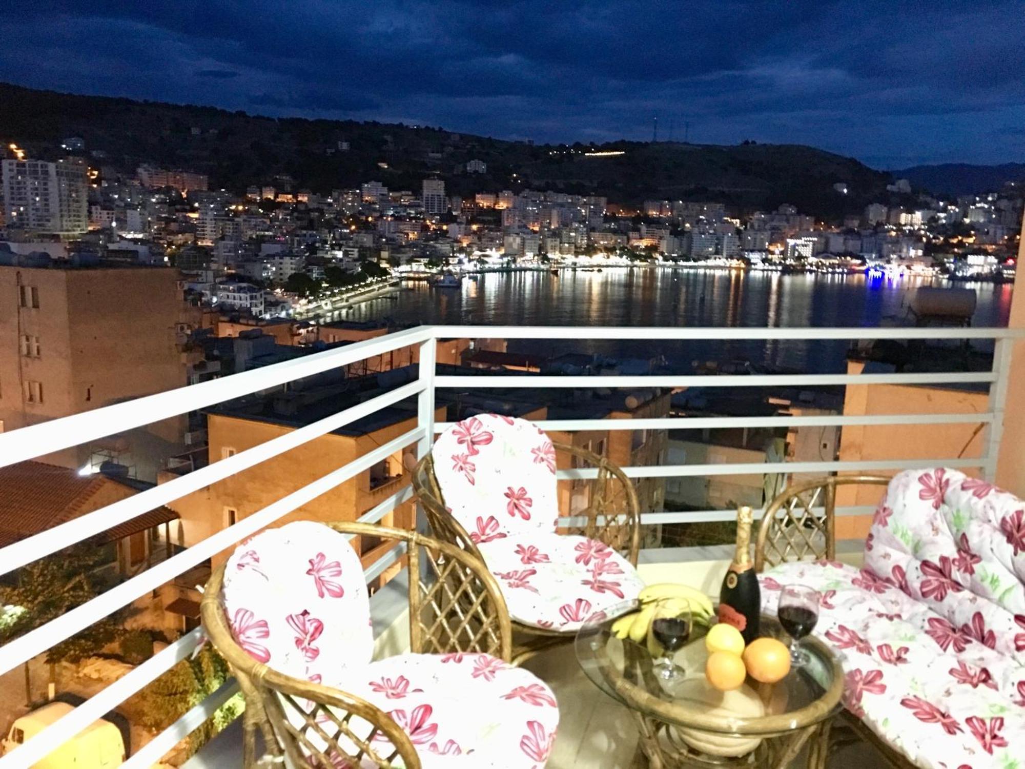 Luxury Holiday In Royal Apartment For King And Queen Sarandë 外观 照片