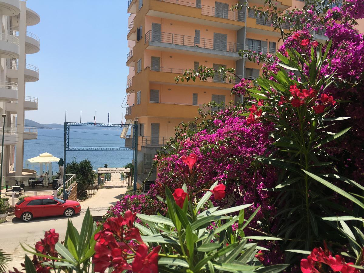 Luxury Holiday In Royal Apartment For King And Queen Sarandë 外观 照片