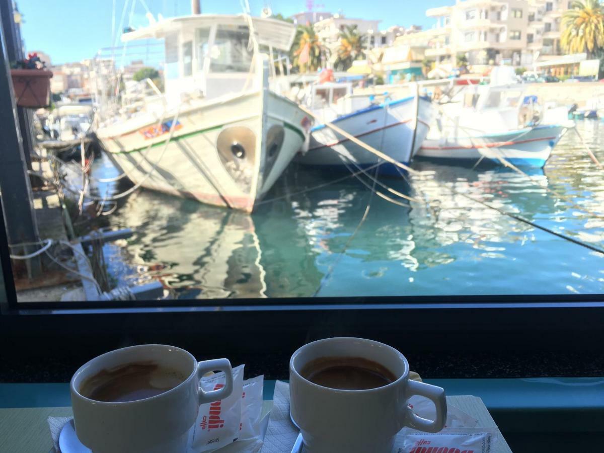 Luxury Holiday In Royal Apartment For King And Queen Sarandë 外观 照片
